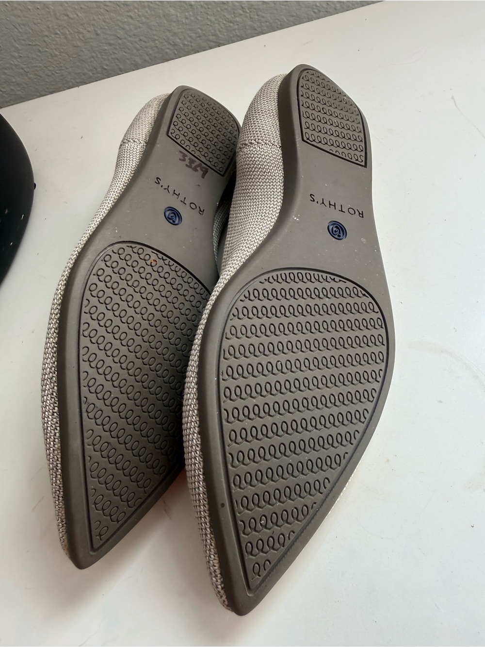 Rothy's the Point size 6.5 Knit Flats in Light Beige with Blue Trim - Picture 5 of 8